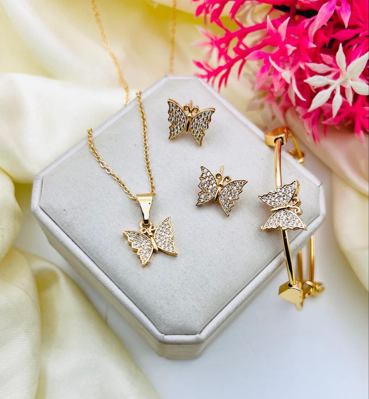  Beautiful Butterfly Jewelry Set for Women | Gold Plated