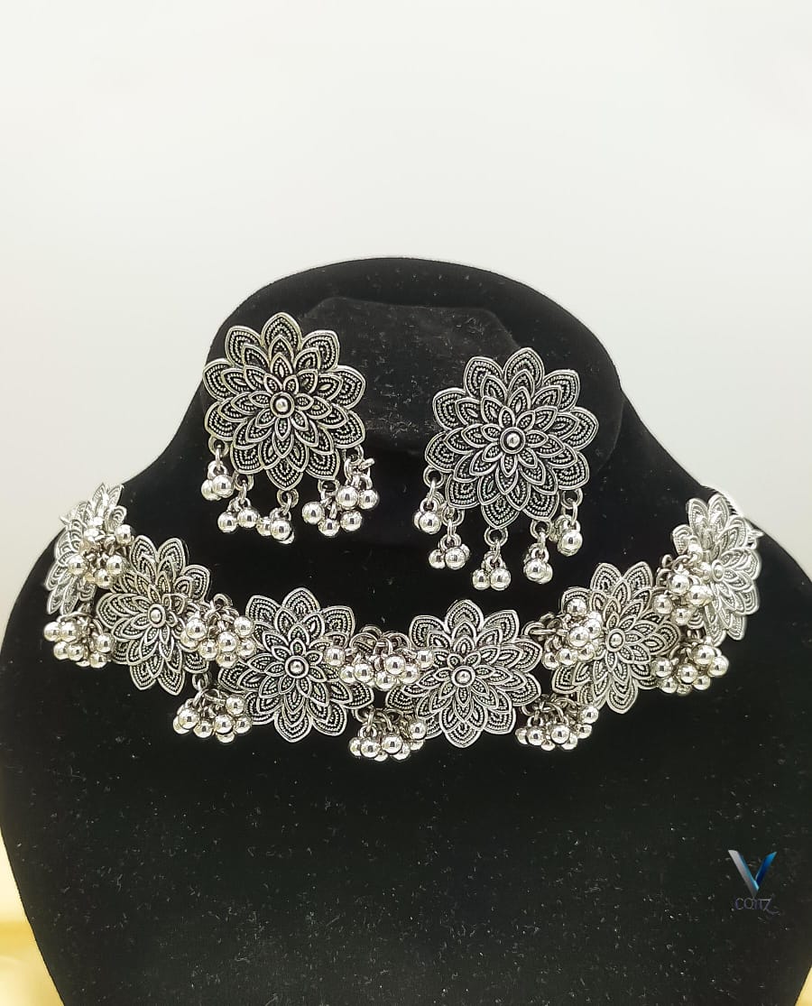 Elegant Antique Flower Choker Jewelry Set for Women
