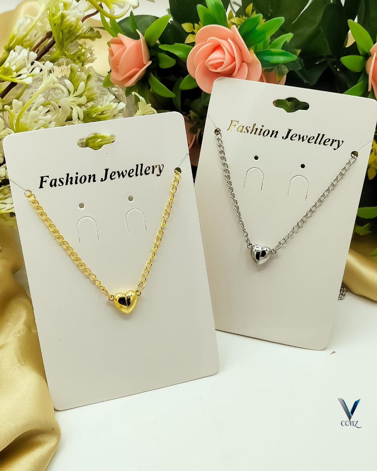 Fancy China Magnet Heart Necklace – 2 Colours