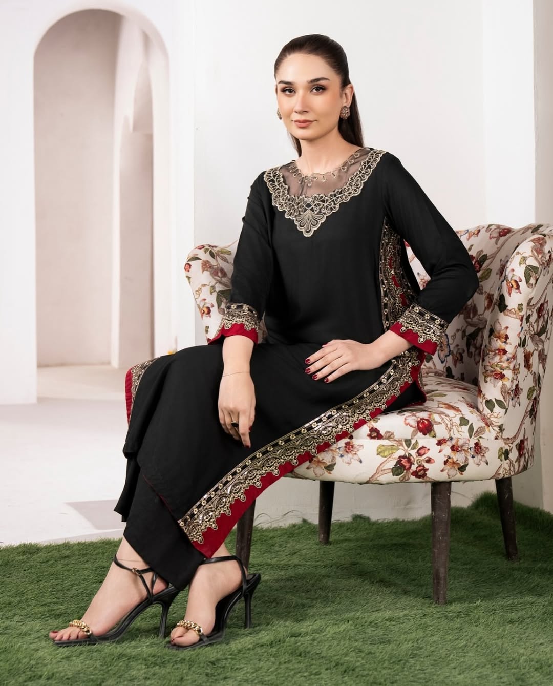 "Lawn Luxe: Elegant Contrast elegant 