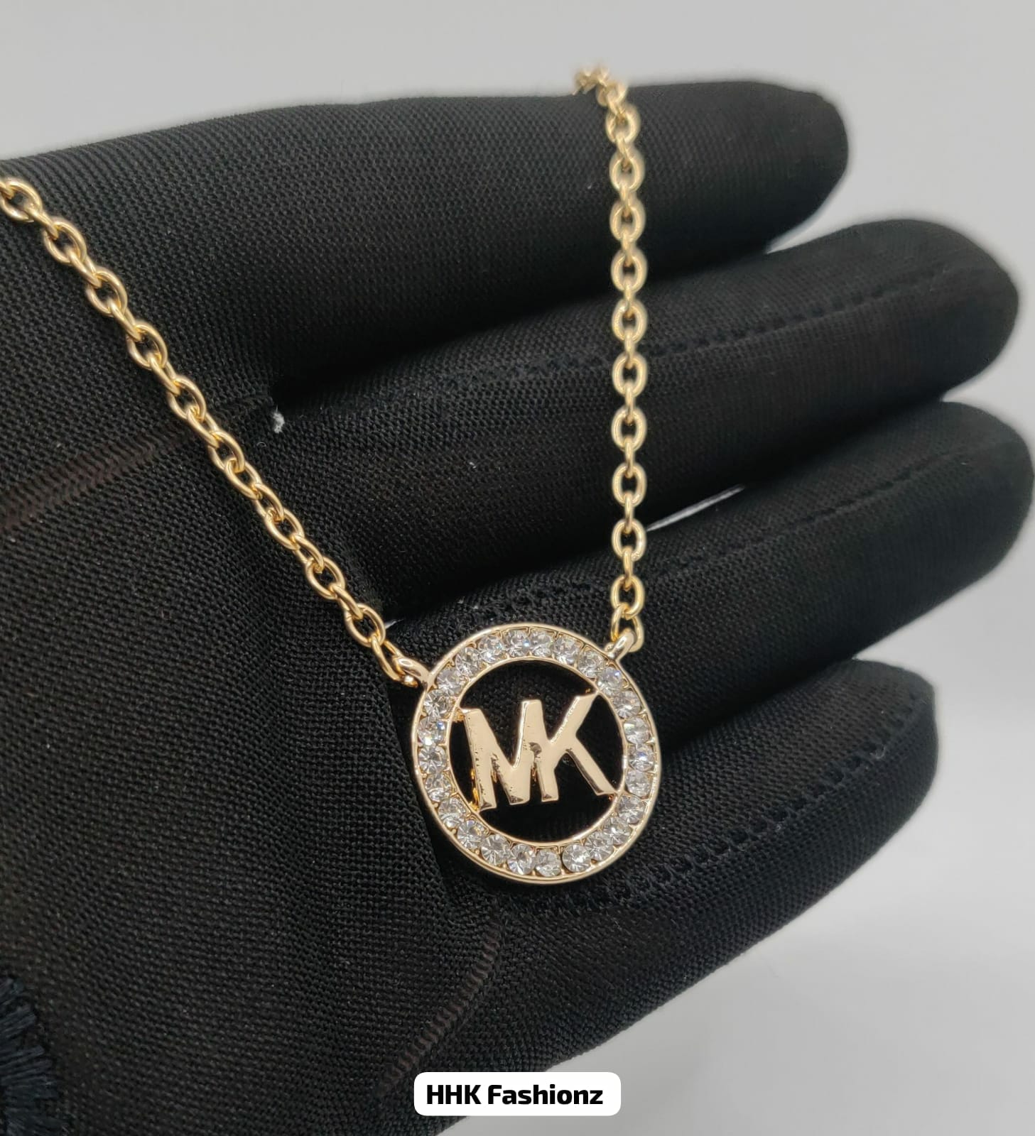 MK Elegant Locket Chain – Golden & Silver Colors