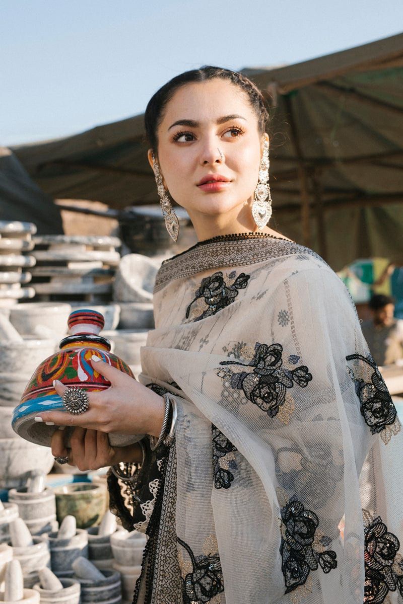 QALAMQAR  luxery lawn ladies  collection